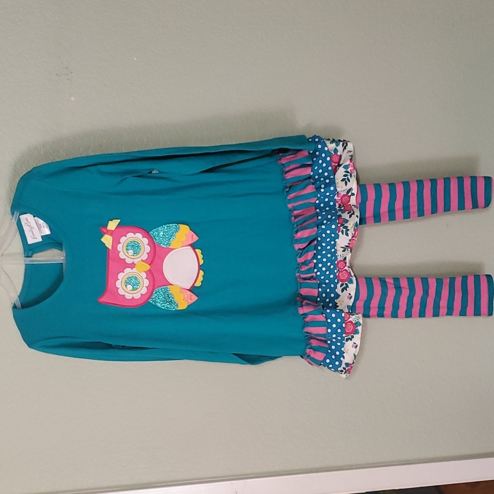 NWT Girls 2 piece set